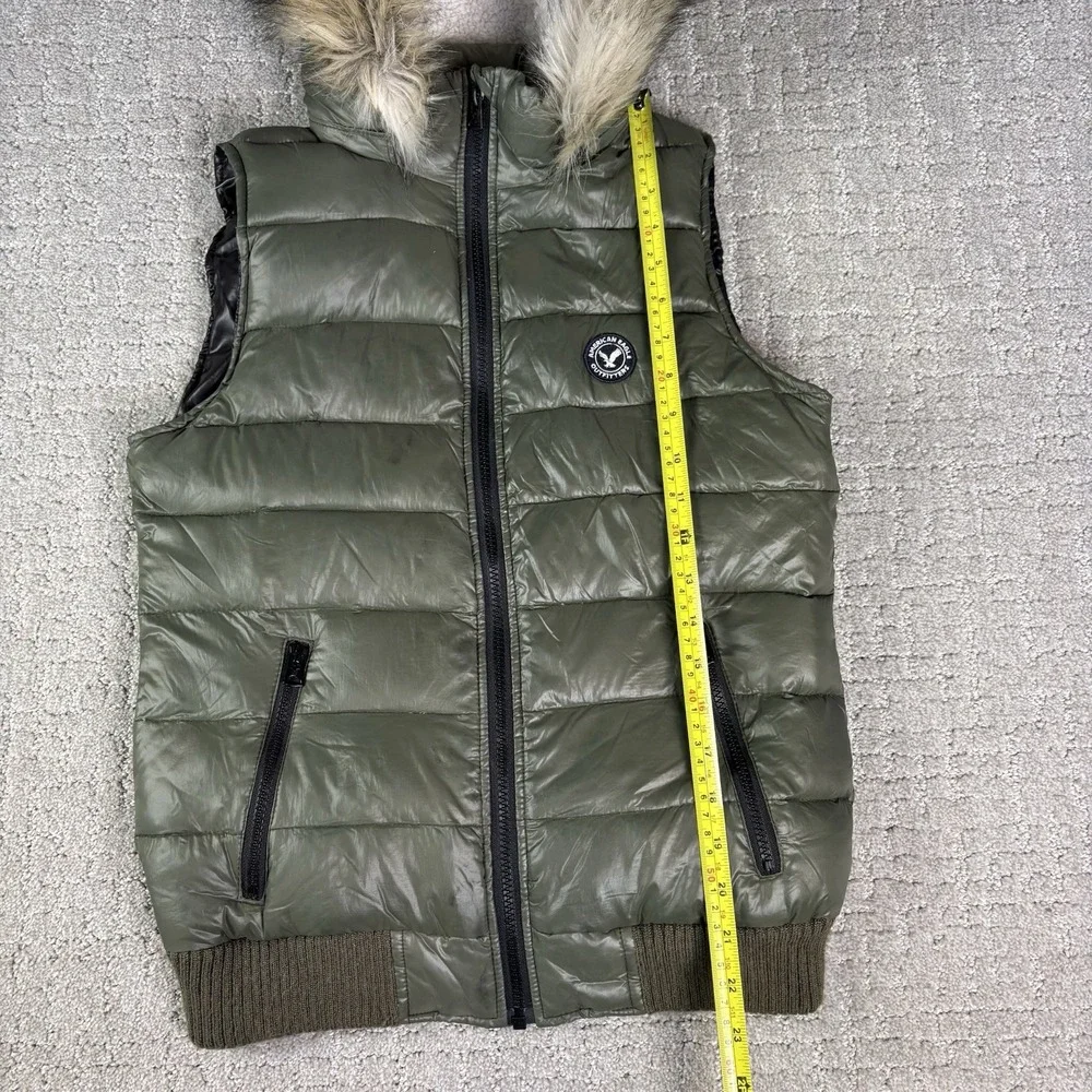American Eagle Outfitters Duck Down Quilted Puffer Vest Green Zip Up Hood Small